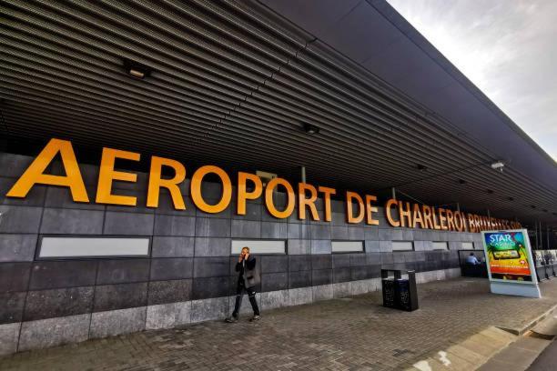 הוילה Station 64 A1 Bruxelles-Charleroi-Airport מראה חיצוני תמונה