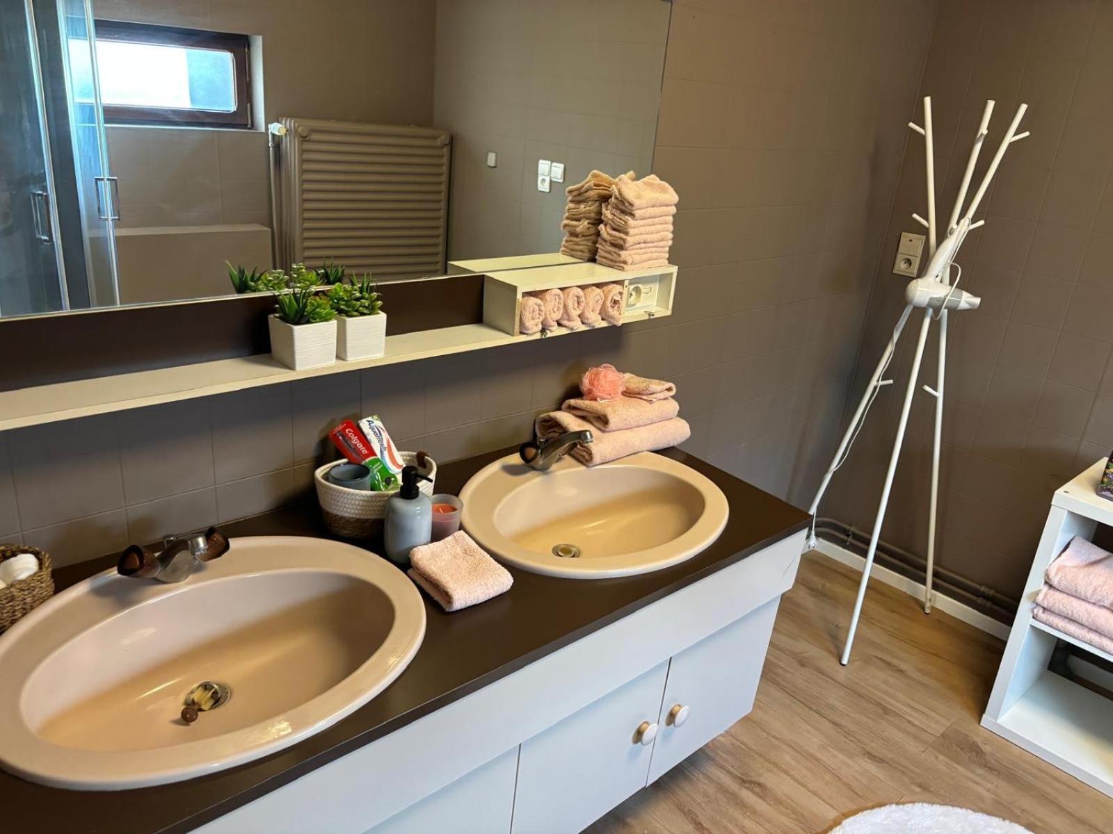 הוילה Station 64 A1 Bruxelles-Charleroi-Airport מראה חיצוני תמונה